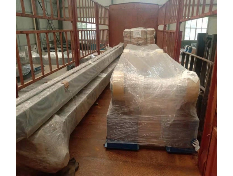 發(fā)往江蘇操作機(jī)滾輪架。。。