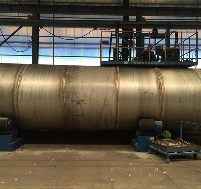 罐體環(huán)縫焊專機(圖2) 罐體環(huán)縫焊專機(圖2)